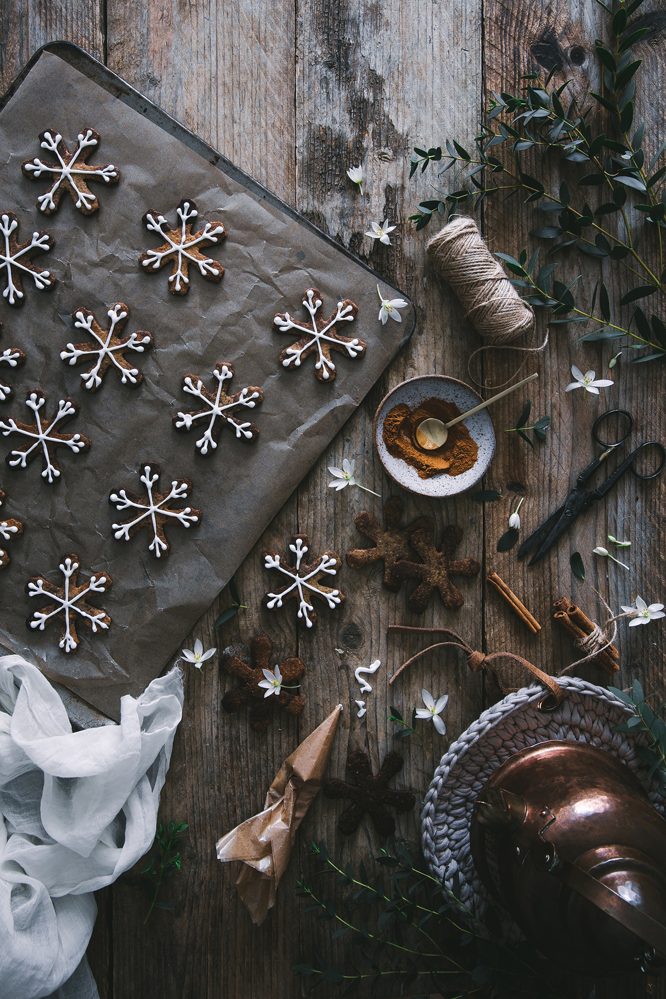 Christmas snowflake cookies - Carnets Parisiens