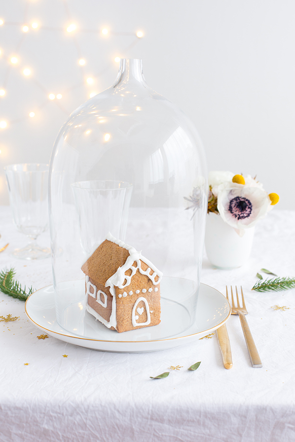 Tiny gingerbread house - Carnets parisiens