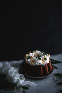 Bundt cake meringué au citron-miel