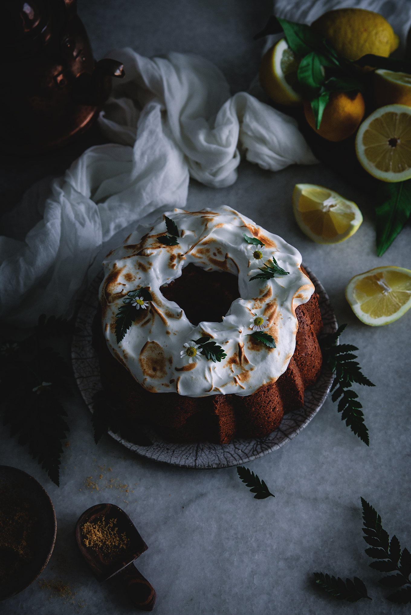 Lemon and honey bundt cake