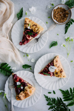 Tarte rustique aux cerises