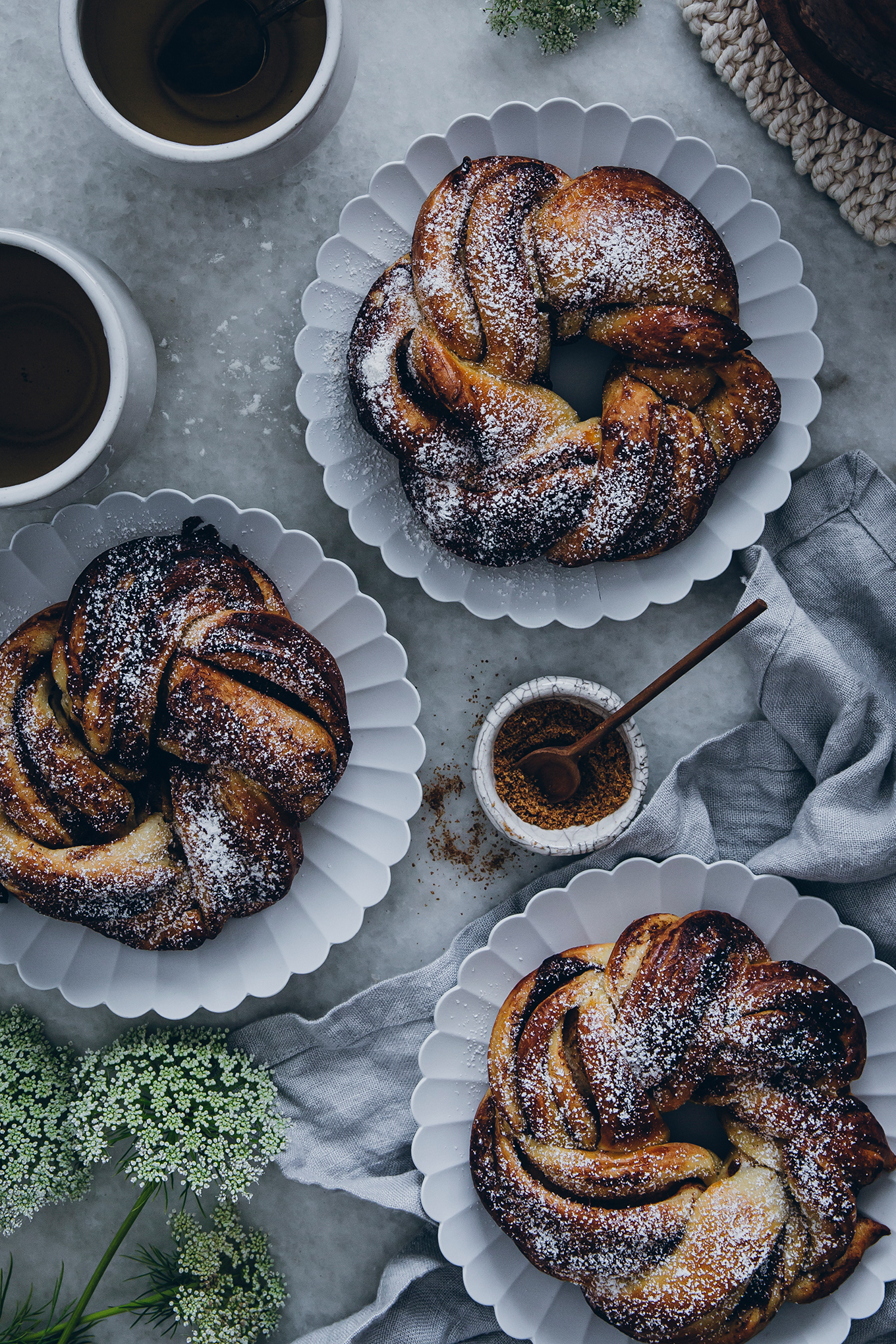 Cinnamon buns - Carnets Parisiens