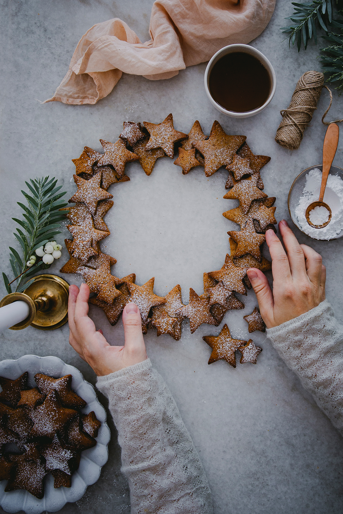 Gingerbread cookies stars crown - Carnets Parisiens