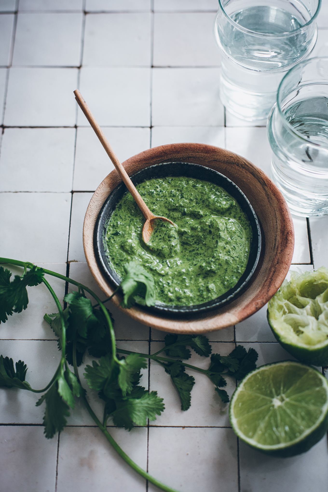 Green tahini sauce